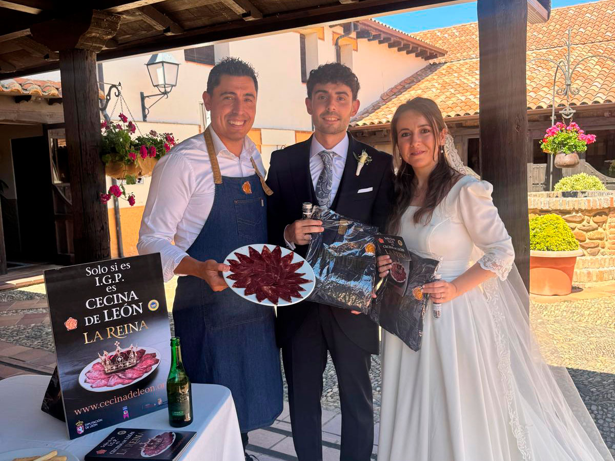 ‘sí quiero’ con Cecina de León