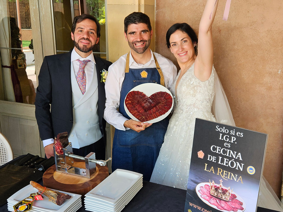 ‘sí quiero’ con Cecina de León